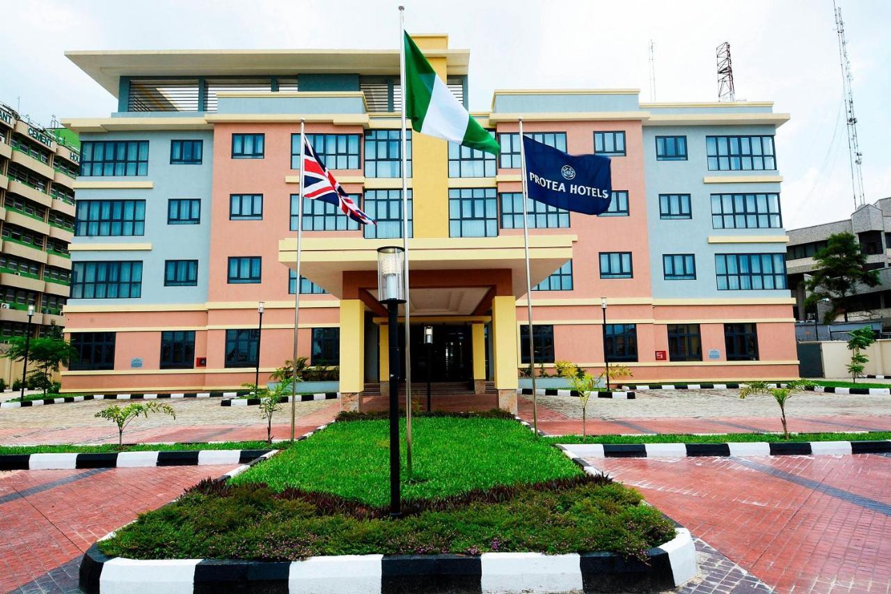 Protea Hotel By Marriott Ikeja Select Lagos Exterior photo